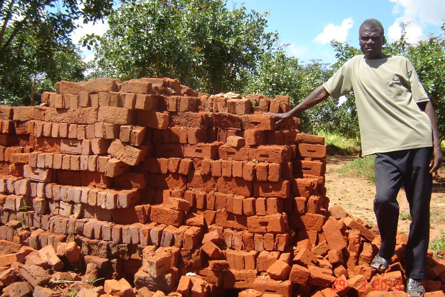 Community-moulded bricks for the school library in Malawi at Chimvite Primary School